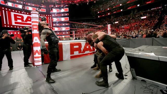 Reigns vs. Balor