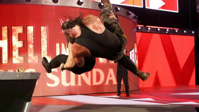 Reigns & Strowman