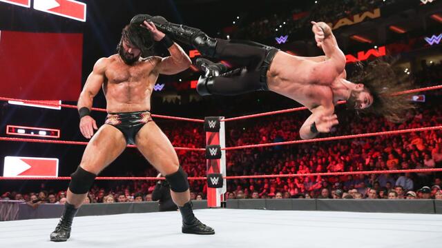 Rollins vs. McIntyre