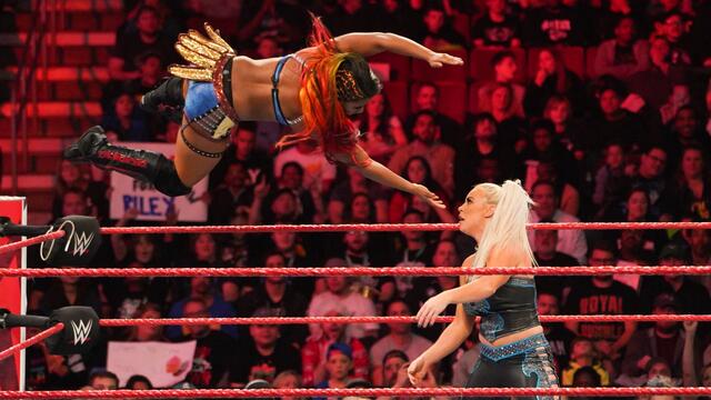 Jax & Moon vs. Dana & Tamina