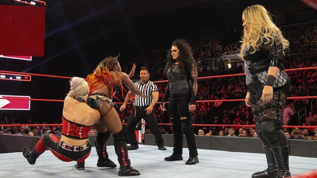 Jax vs. Moon vs. Dana vs. Tamina
