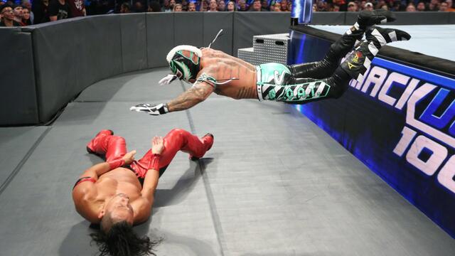 Mysterio vs. Nakamura