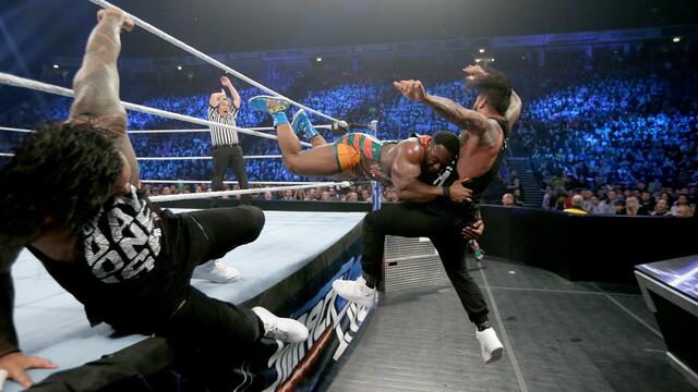 New Day vs. Usos