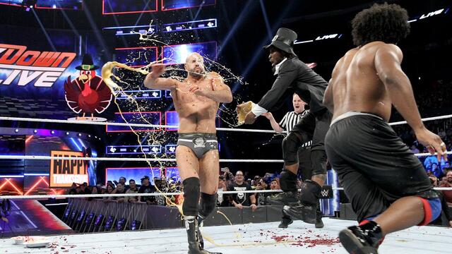 New Day vs. Big Show & Bar