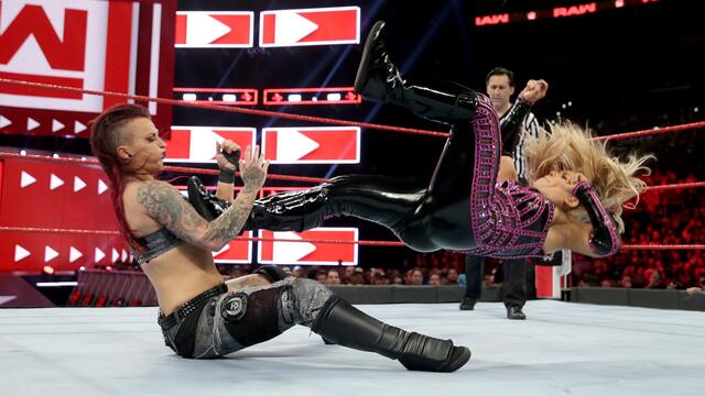 Natalya vs. Riott
