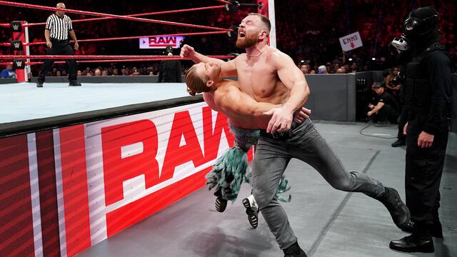 Ambrose vs. Breeze