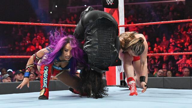 Rousey & Sasha vs. Jax & Tamina
