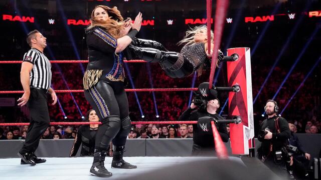 Natalya vs. Nia