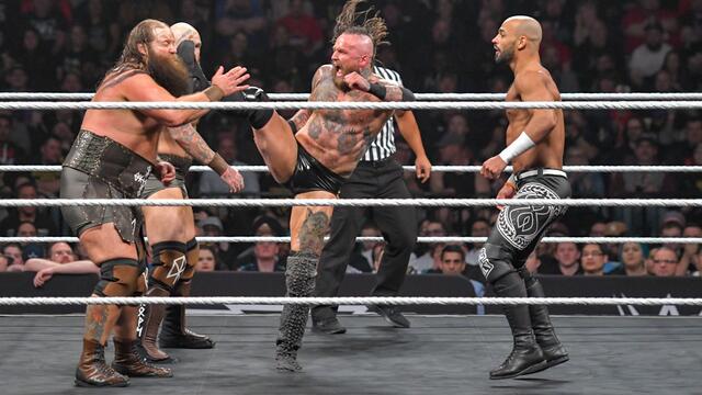 War Raiders vs. Black & Ricochet
