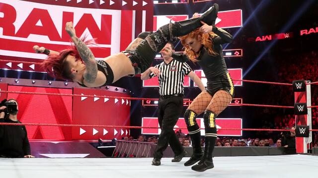 Becky vs. Riott