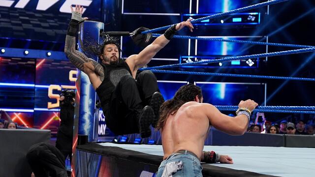 Reigns vs. Elias