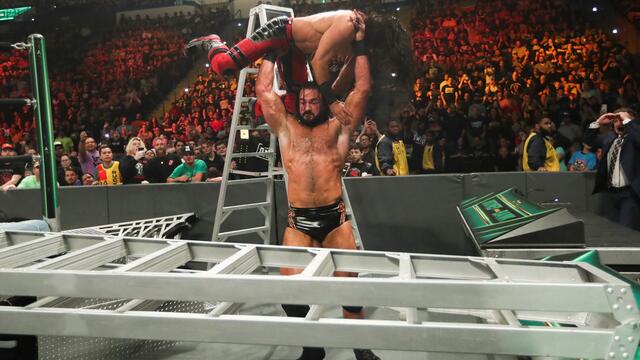 WWE Photo