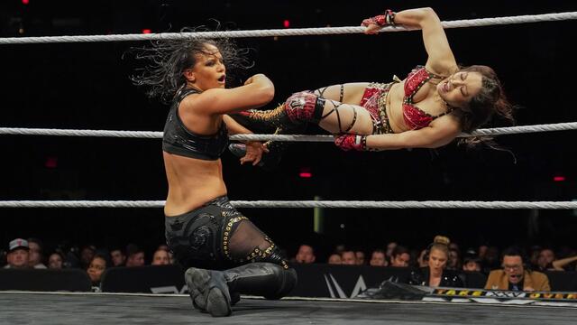 Baszler vs. Shirai