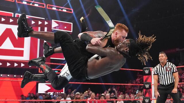 Slater vs. Mojo
