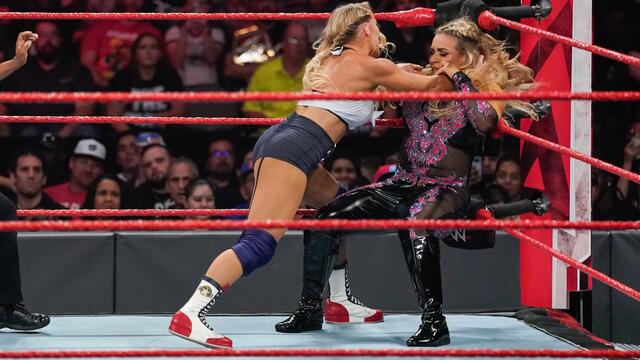 Natalya vs. Lacey