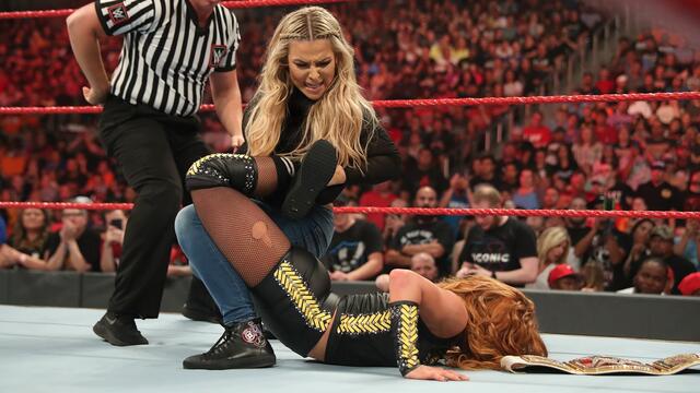 Becky vs. Nikki