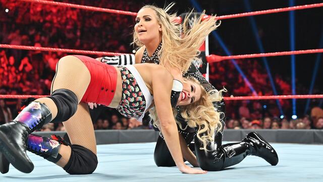 Natalya vs. Evans