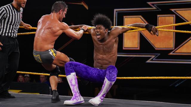 Velveteen Dream vs. Roderick Strong