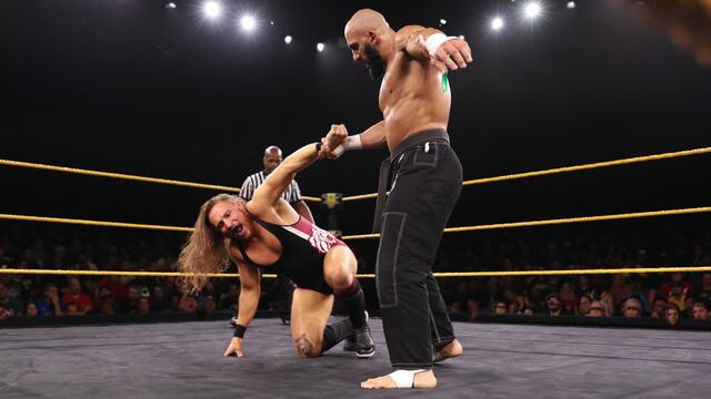Pete Dunne vs. Arturo Ruas