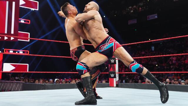 Miz vs. Cesaro