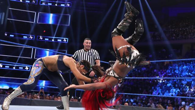 Bayley vs. Ember
