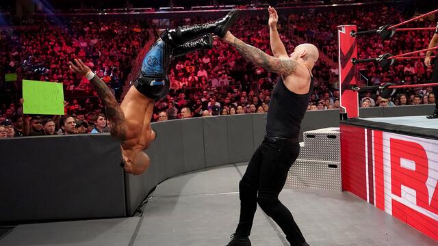 WWE Photo