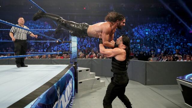 Reigns vs. Rollins
