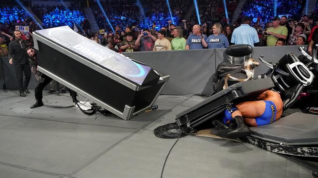 Reigns vs. Roode