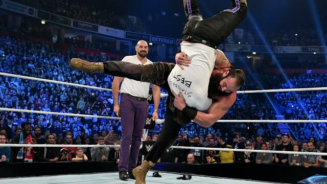 Strowman & Fury & B-Team