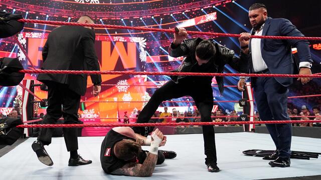 Owens vs. Mojo