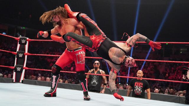 Mysterio vs. Styles