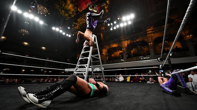 WWE Photo