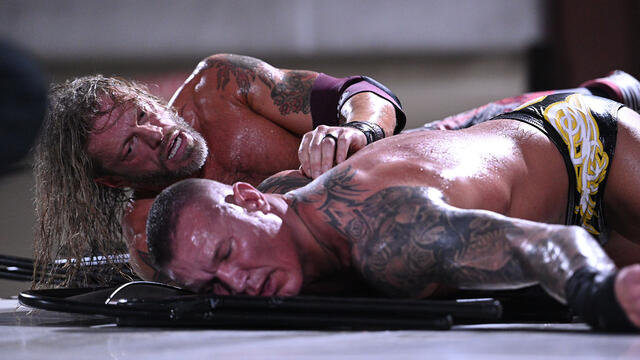 Edge vs. Orton