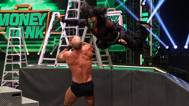 Hardy vs. Cesaro