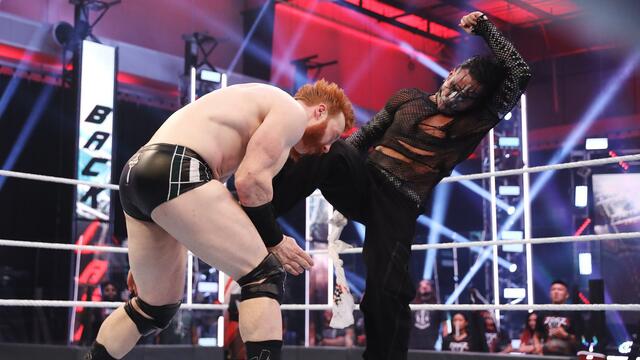 Hardy vs. Sheamus