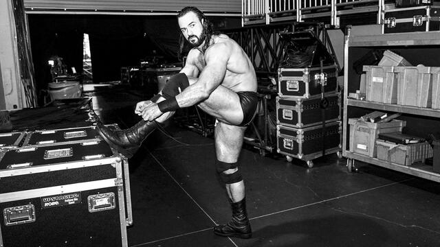 WWE Photo SummerSlam BTS