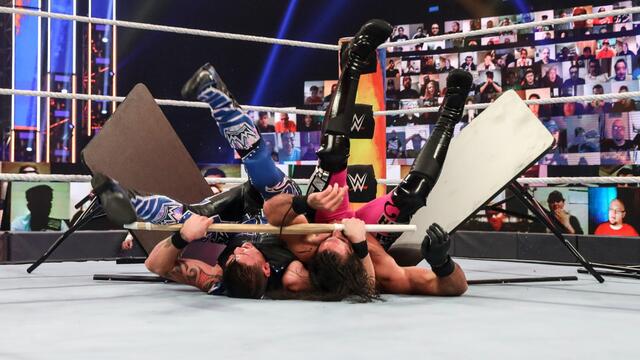 Rollins vs. Dominik