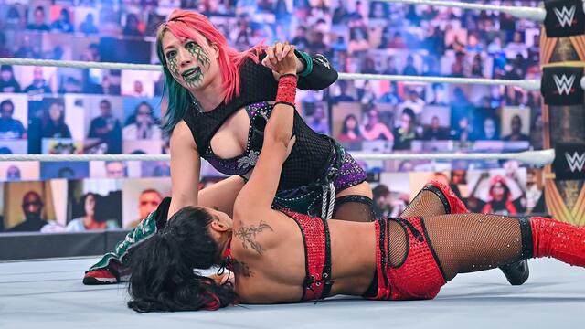 Asuka vs. Vega