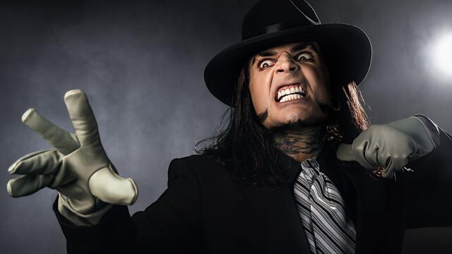 WWE Superstars pay tribute to The Undertaker