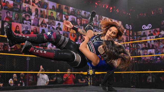 WWE Photo