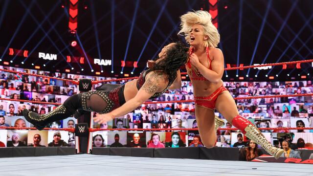 WWE Photo
