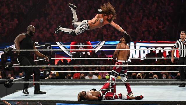 New Day vs. Styles & Omos