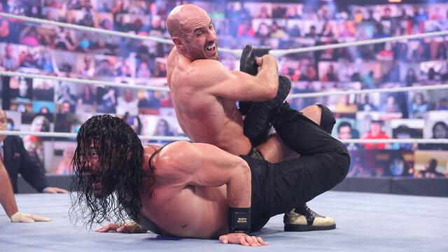 Reigns vs. Cesaro