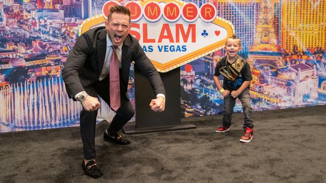 WWE Photo
