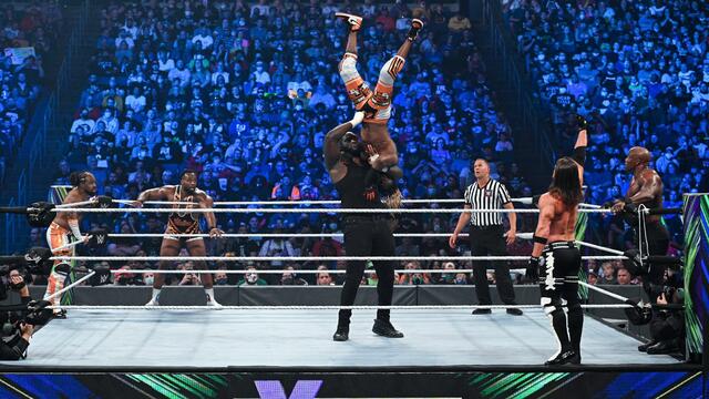 New Day vs. Lashley & Omos & Styles
