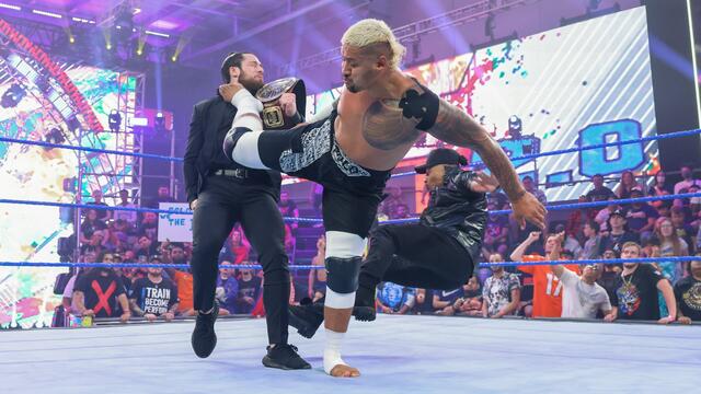 WWE Photo