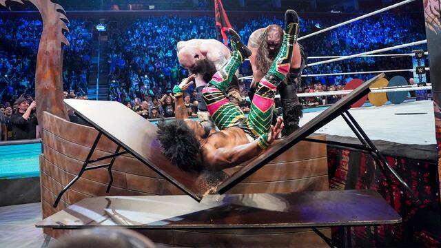 WWE Photo