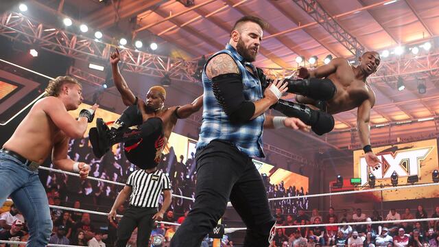 WWE Photo