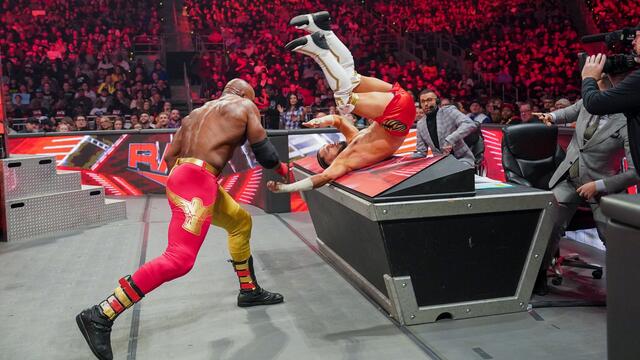 WWE Photo