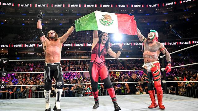 WWE Photo